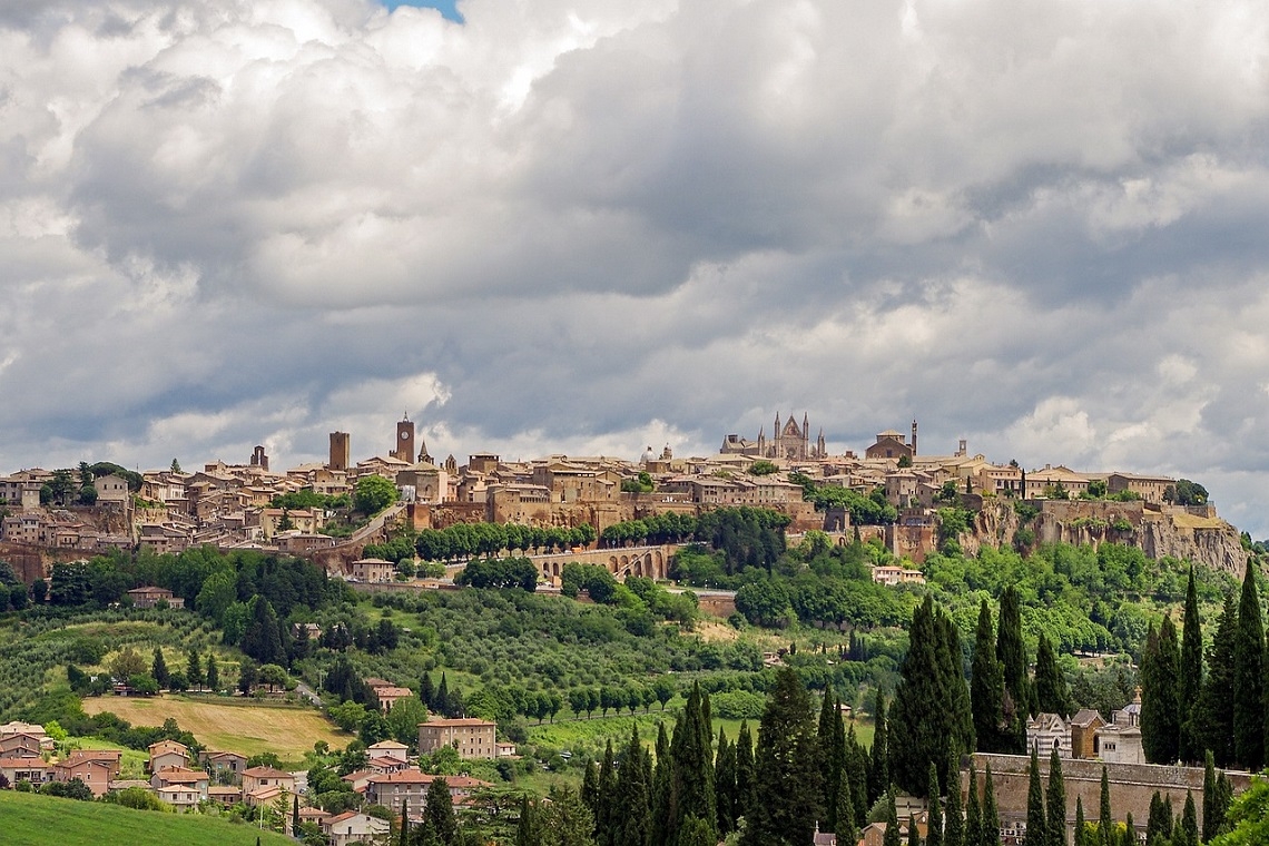 Scopri Orvieto: Una Gemma Nascosta nel Cuore dell'Umbria