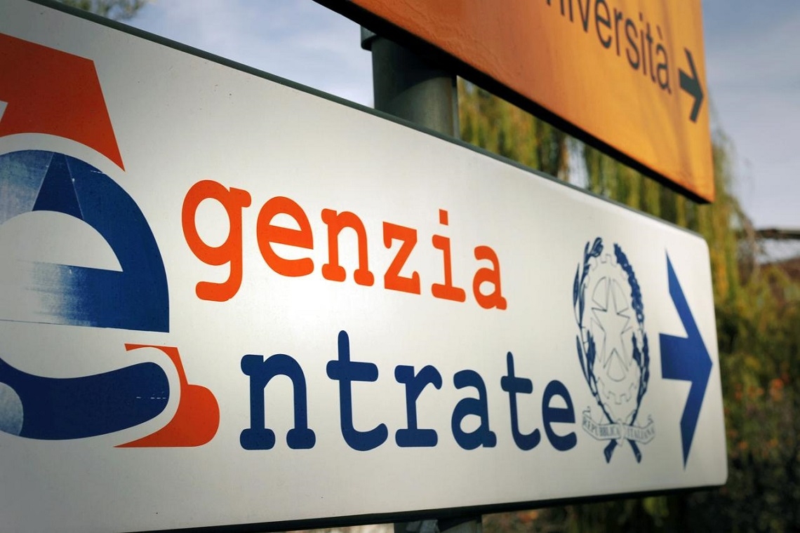 Aprire una Partita IVA all'Estero per Lavorare in Italia: Una Guida Pratica