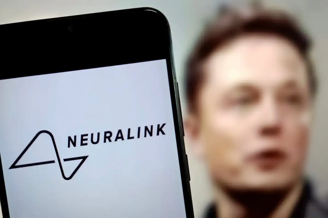 Neuralink: La Rivoluzione della Comunicazione Digitale Iniziata dal Pensiero