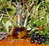 Olio Extravergine di Oliva: Tradizione, Salute e Cucina